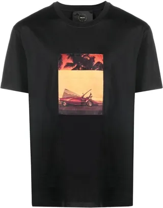 graphic-print short-sleeved T-shirt