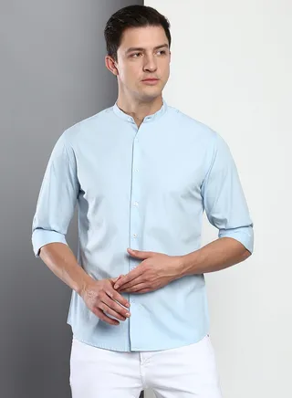 Men's Solid Slim Fit Cotton Casual Shirt with Spread Collar & Full Sleeves.