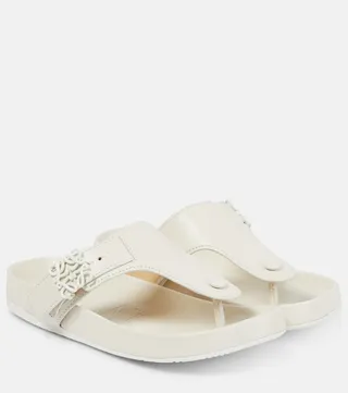 Leather thong sandals