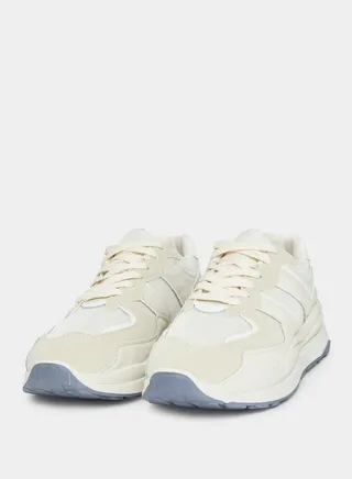 Lace Up Textured Sneakers