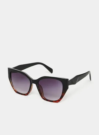 Wide Edge Tortoise Sunglasses