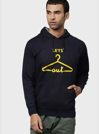 Front Pocket Printed Hoodie
