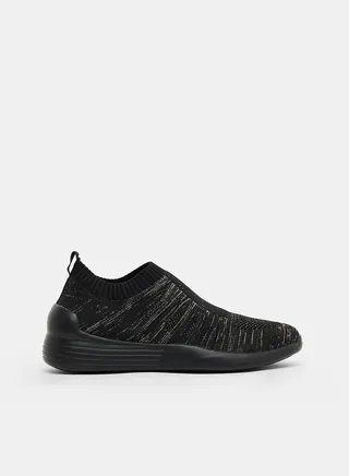 Basic Slip-Ons