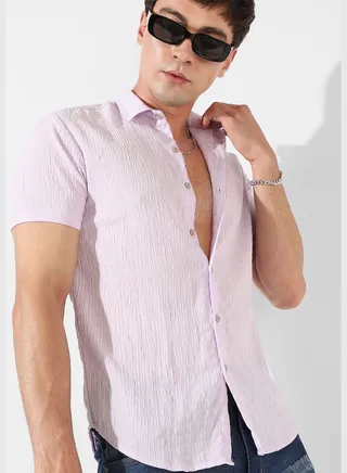 Textured Spread Collar Short Sleeve Shirt