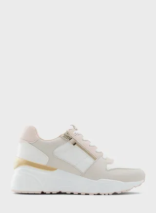 Gigii Low Top Sneakers