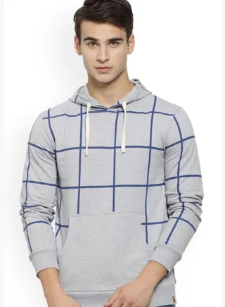 Front Pocket Printed Hoodie