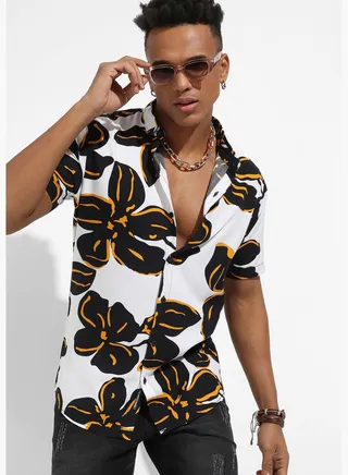 Printed Spread Collar Short Sleeve Shirt