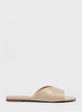 Single Strap Flat Sandals