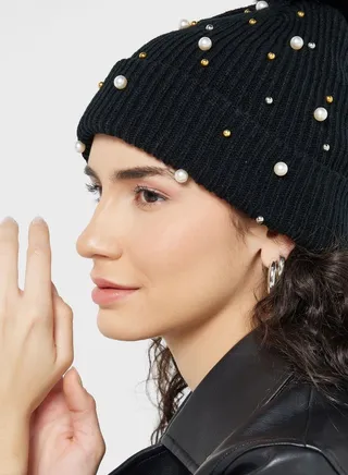 Pom Pom Pearl Winter Beanie