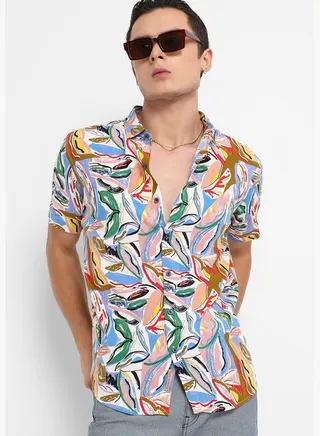 Printed Spread Collar Short Sleeve Shirt