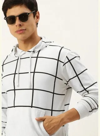 Front Pocket Printed Hoodie
