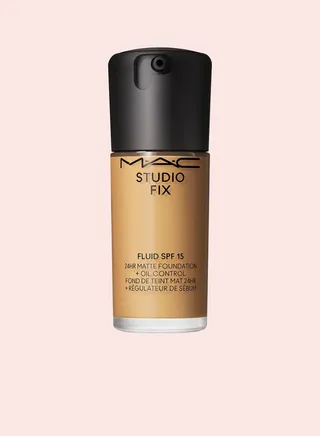 Studio Fix Fluid Foundation Spf 15 - C45