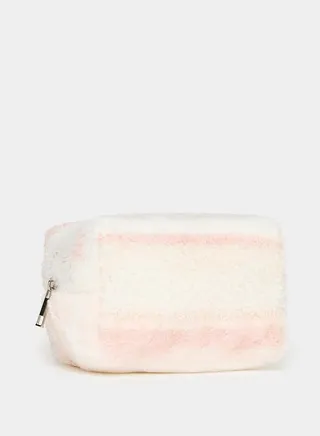 Fluffy Textured Washbag with Zip Closure