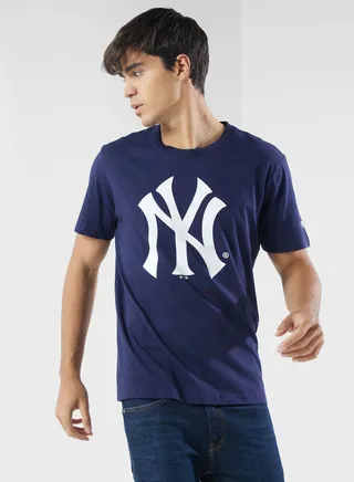 New York Yankees Graphic Logo T-Shirt