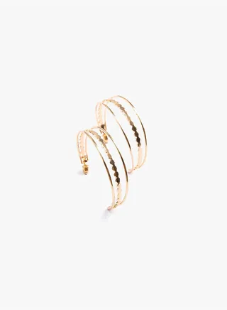 Hoop Earrings Three Line Detail