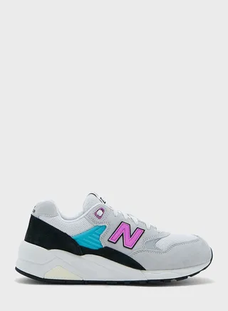 580 Low Top Sneakers