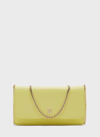 Refined Chain Crossbody