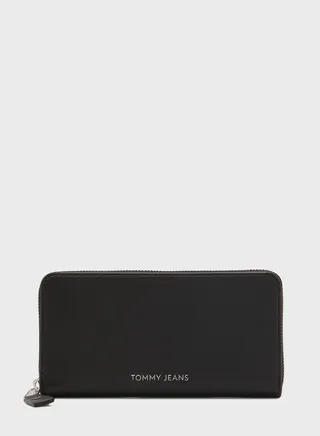 Essential Clutches