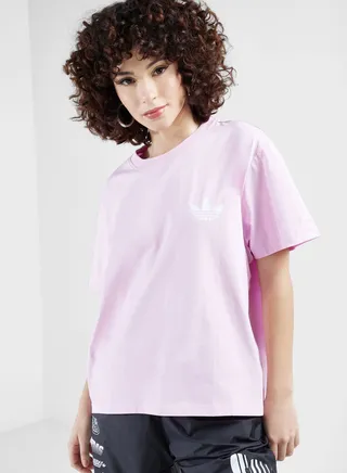 Essential Logo T-Shirt