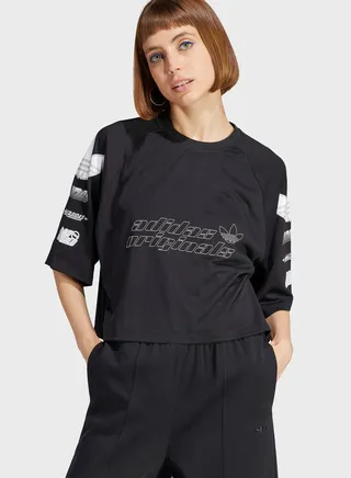 Essential Graphics T-Shirt