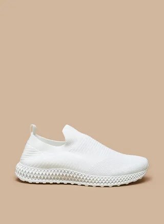 Men's Textured Slip-On Sports Shoes