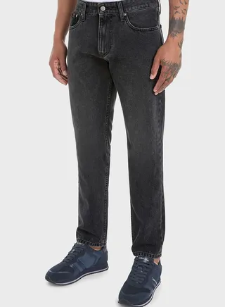 Light Wash Straight Fit Jeans