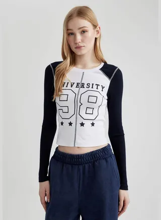 Woman Long Sleeve T-Shirt