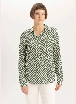 Woman Regular Hem Long-Sleeved Shirt Neck Patterned Shirt