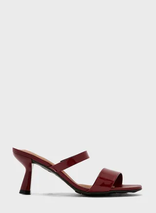 Noah Sandals