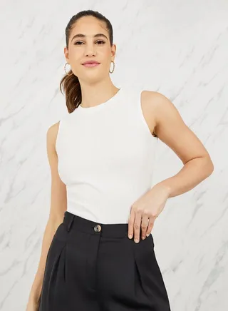 Ribbed Sleeveless Round Neck Top
