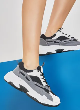 Colorblock Panelled Lace Up Sneakers