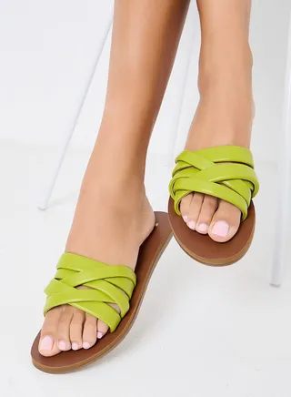 Interlocked Band Flat Sandals