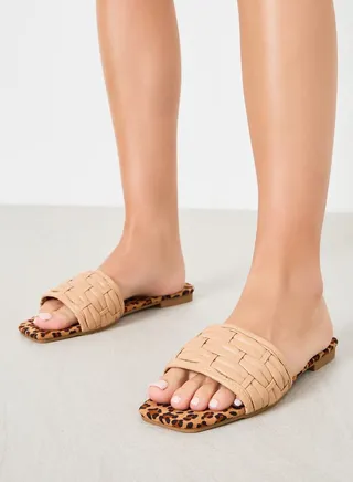 Animal Print Footbed Flat Sandals