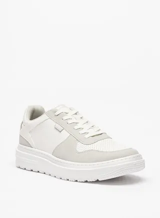 Men'S Solid Casual Sneakers With Lace-Up Closure