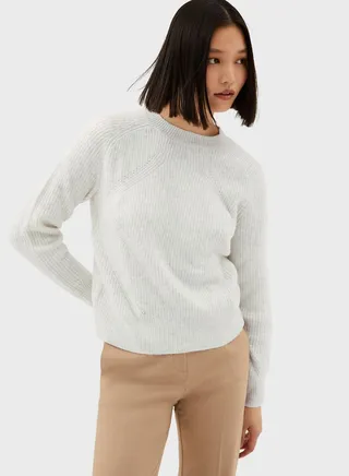Round Neck Knitted Sweater