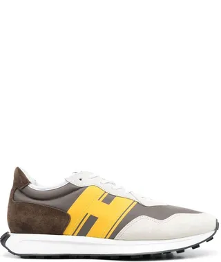 Sporty low-top sneakers