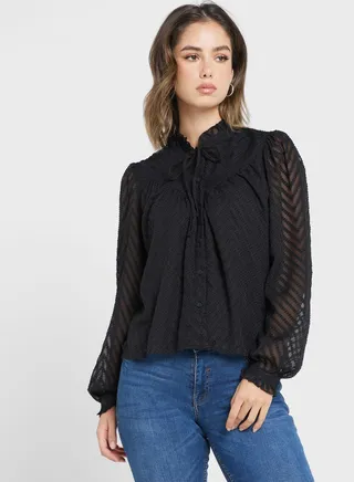 Button Detail Top