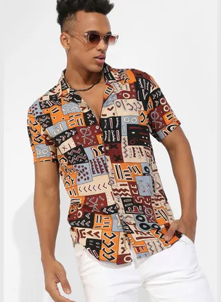 Printed Spread Collar Short Sleeve Shirt