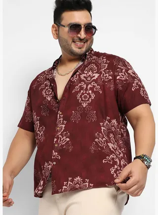 Printed Spread Collar Short Sleeve Shirt