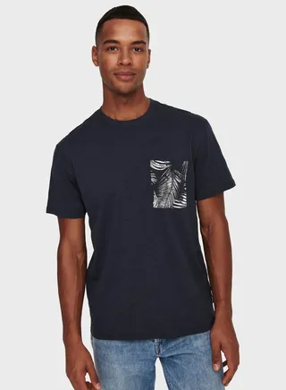 Graphic Crew Neck T-Shirt