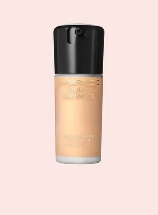 Studio Radiance Serum Powered Foundation - NC15