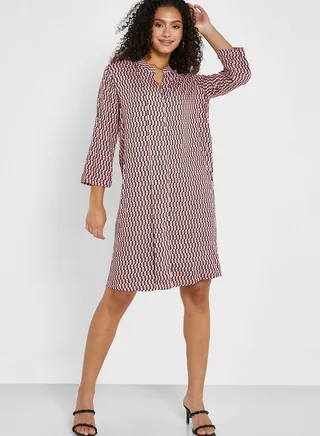 Geometric V-Neck Knee Length Shift Dress