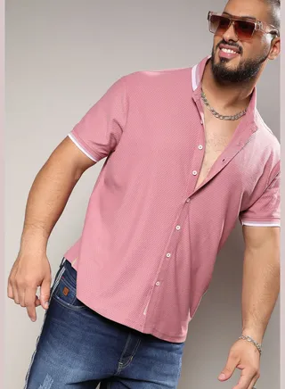 Solid Spread Collar Short Sleeve Shirt