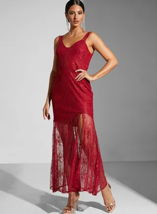 Fitted Body Flared Bottom Gown