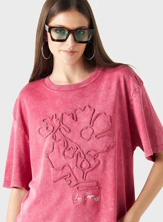 Crew Neck Graphic T-Shirt