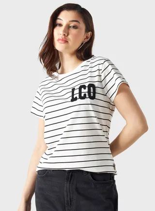 Crew Neck Graphic T-Shirt