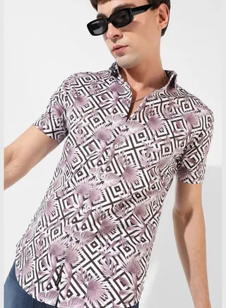 Printed Spread Collar Short Sleeve Shirt