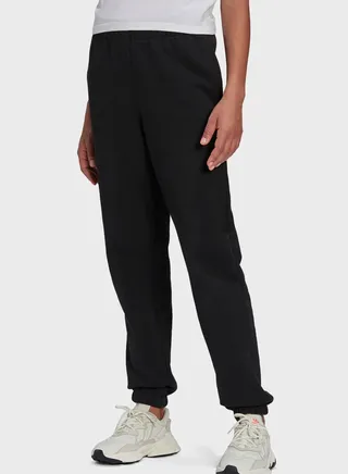 Essential Cuffed Sweatpants
