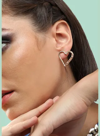 Gold Plated Party Designer Stud For Women