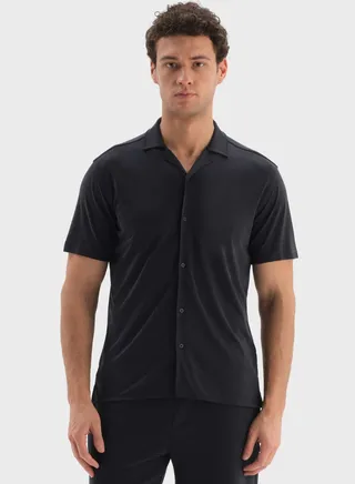 Essential Regular Fit Shirt